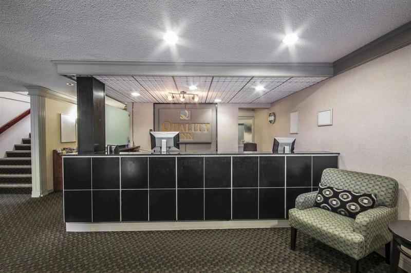 Art Infiniti Hotel Pitt Meadows Luaran gambar