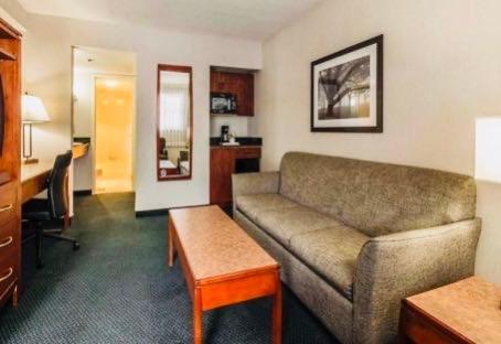 Art Infiniti Hotel Pitt Meadows Luaran gambar